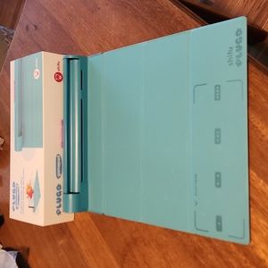 Plugo game pad, see playshifu.com